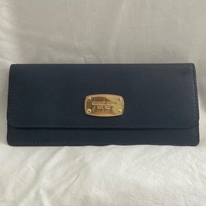 Michael Kors slim wallet